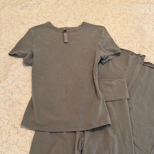 Skims Gray Short Sleeve Top and Foldover Pants Set